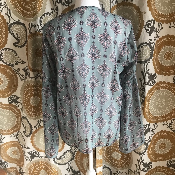 Brand new long sleeve blouse!!!!! - Picture 2 of 6
